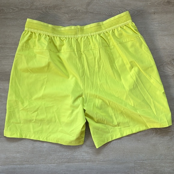 Fabletics Fundamental Short 7” - Picture 4 of 4